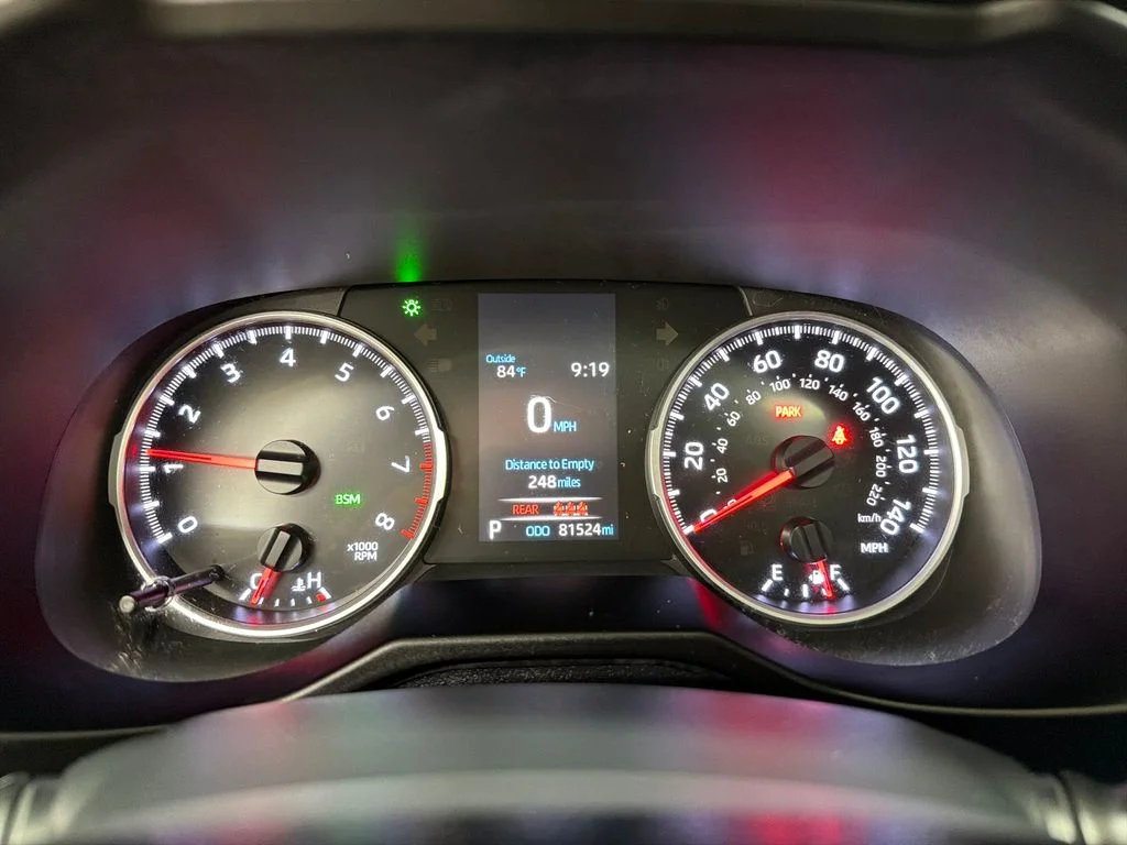 Certified Used 2019 White Toyota XLE image 25
