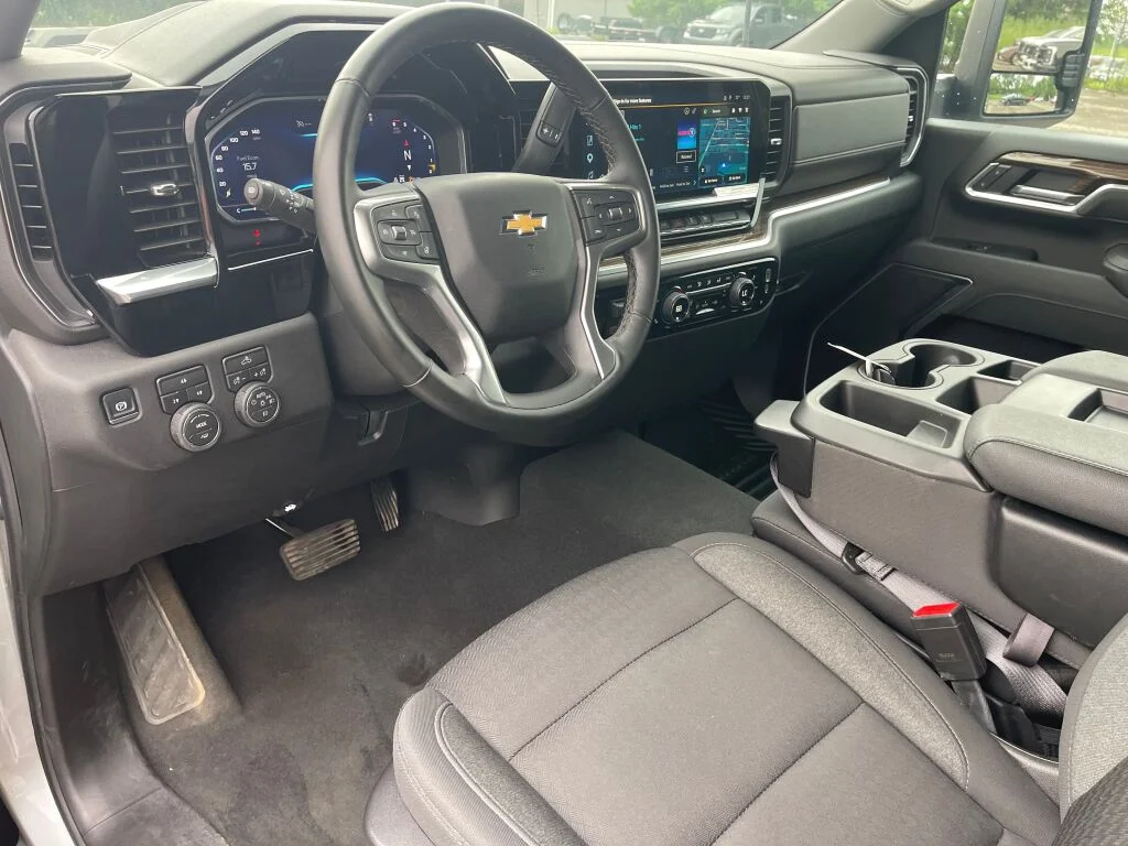 Certified Used 2025 Sterling Gray Metallic Chevrolet LT image 5
