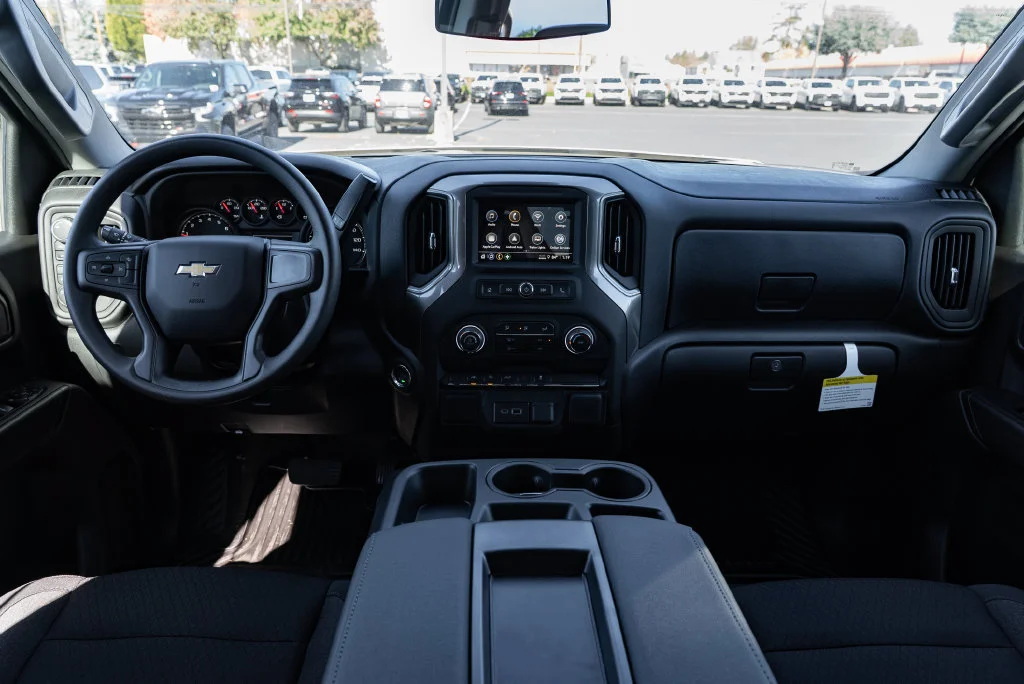 2026 Chevrolet Silverado 1500 Custom - Photo 9