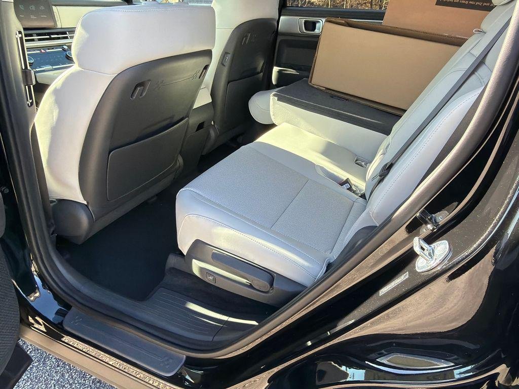 New 2026 Black Hyundai SEL image 21