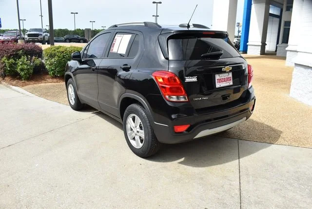 Used 2022 Mosaic Black Metallic Chevrolet LT image 7