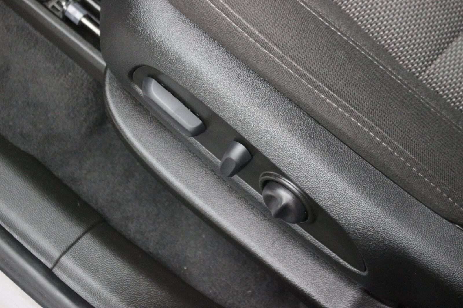 Used 2023 Mosaic Black Metallic Chevrolet LT Cloth image 18