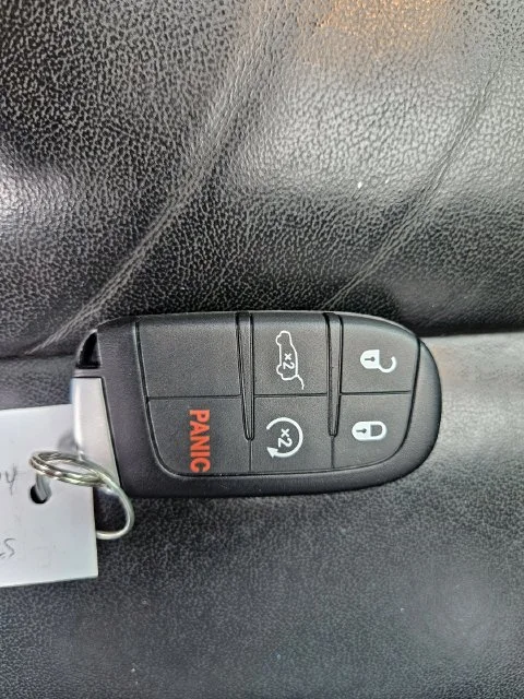 Used 2021 Black Jeep Limited image 29