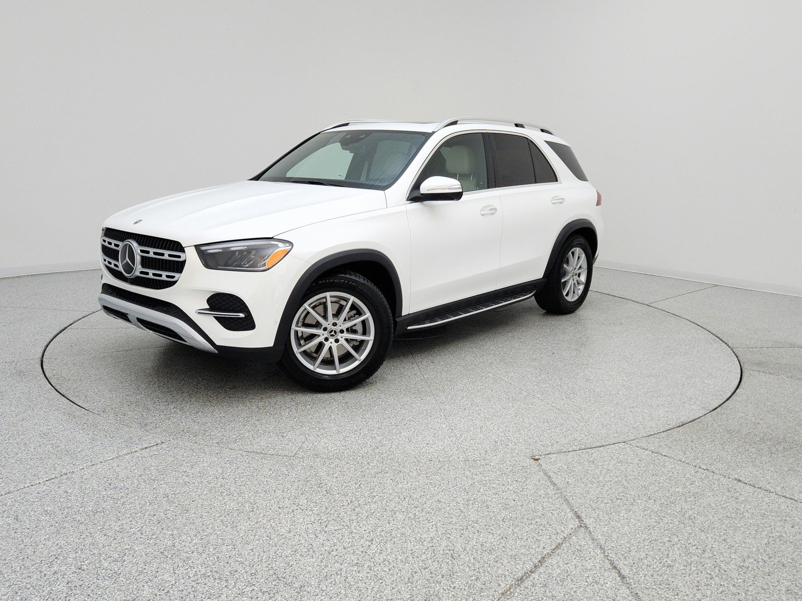 Certified Used 2026 Polar White Mercedes-Benz GLE 350 image 1