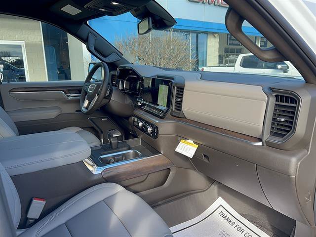 2026 GMC Sierra 1500 SLT - Photo 16