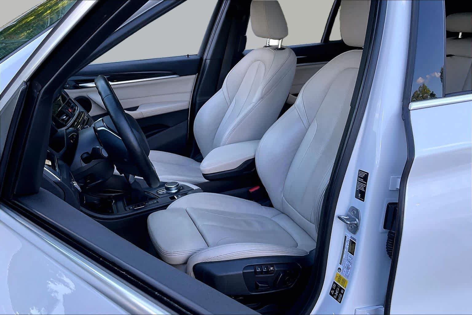 Used 2018 Mineral White Metallic BMW xDrive28i image 7