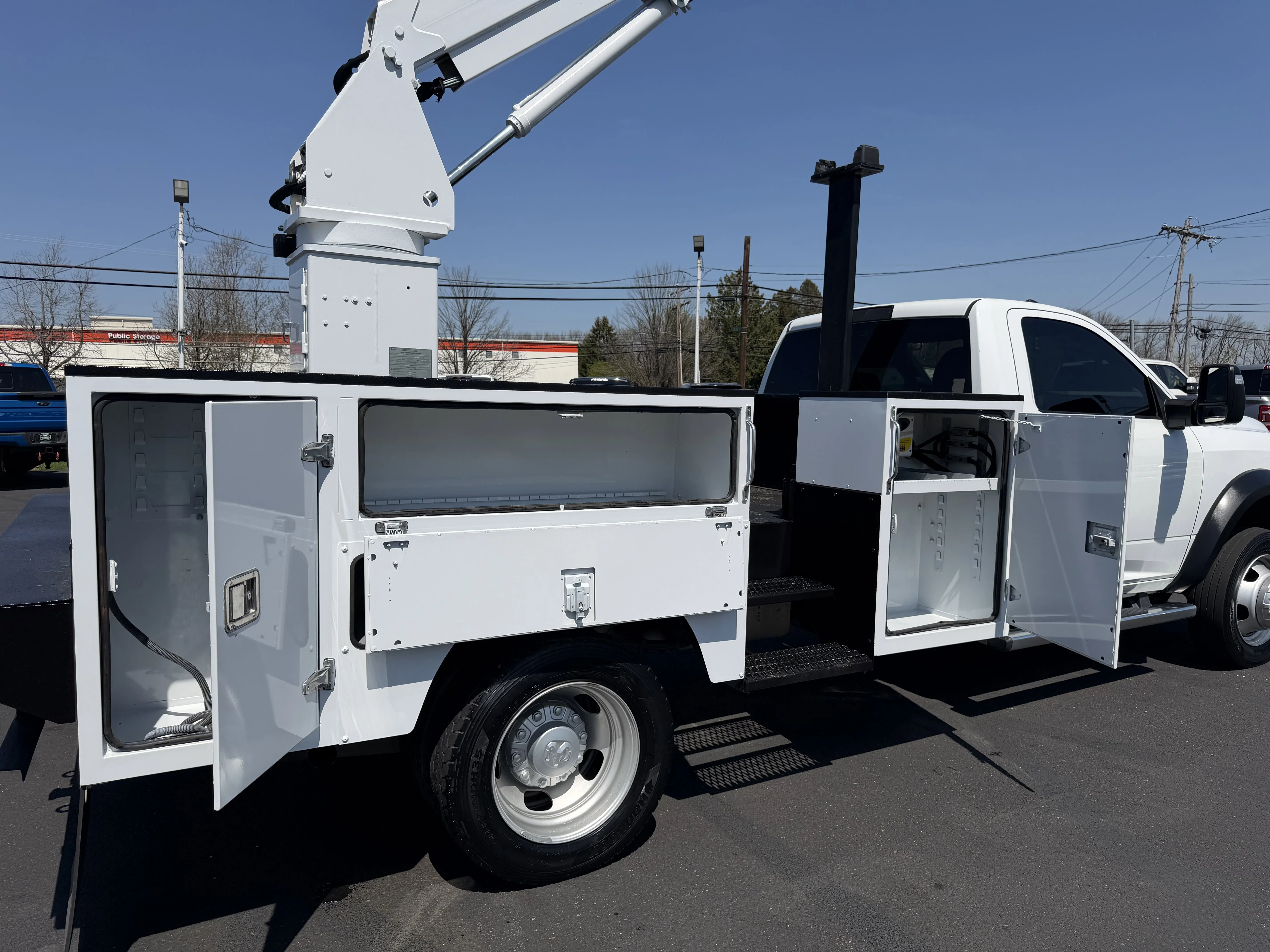Used 2023 Bright White Clearcoat Ram  image 3