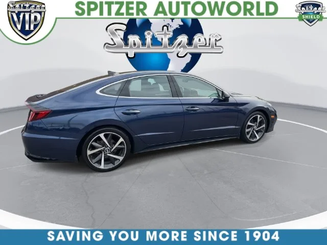 Used 2021 Blue Hyundai SEL Plus image 9