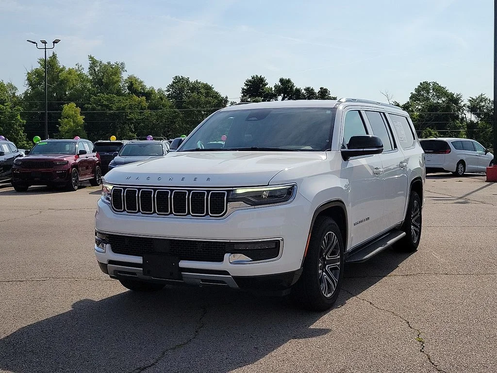 Used 2024 White Jeep Series II image 2