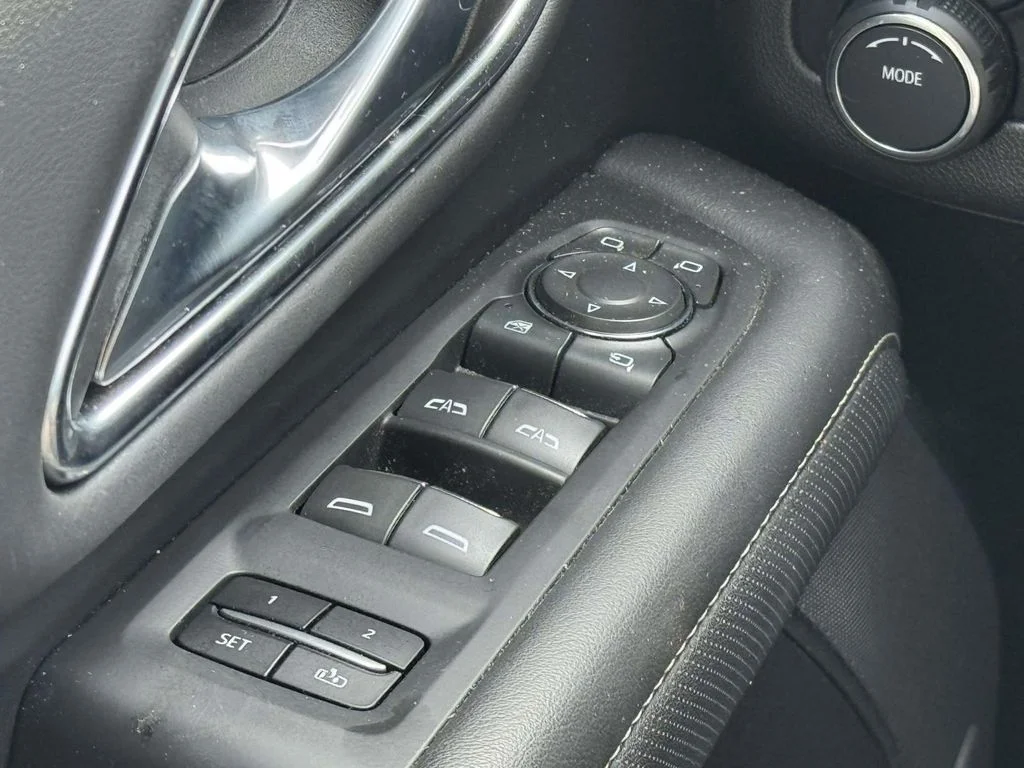 Used 2024 Black Chevrolet Premier image 26