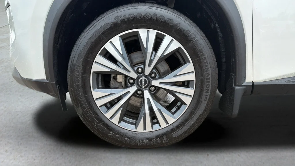 Certified Used 2023 Pearl White Tricoat Nissan SV image 26