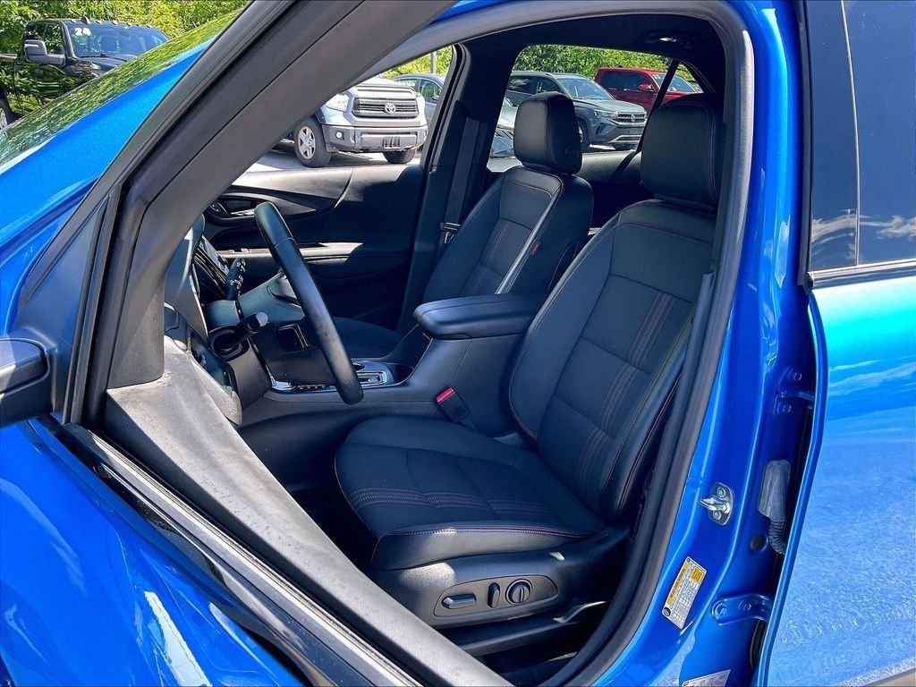 Used 2024 Riptide Blue Metallic Chevrolet RS image 9
