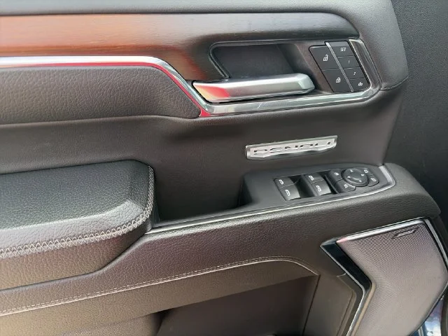 Used 2024 Blue GMC Denali image 17
