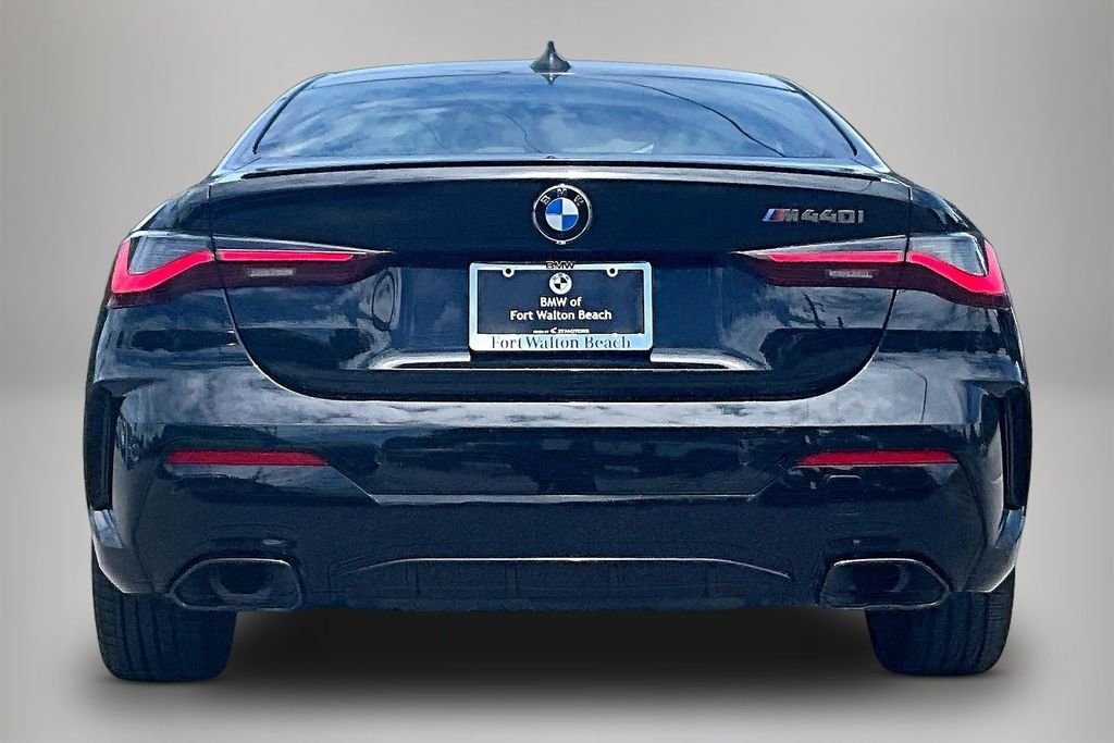 Used 2023 Black BMW M440i image 5