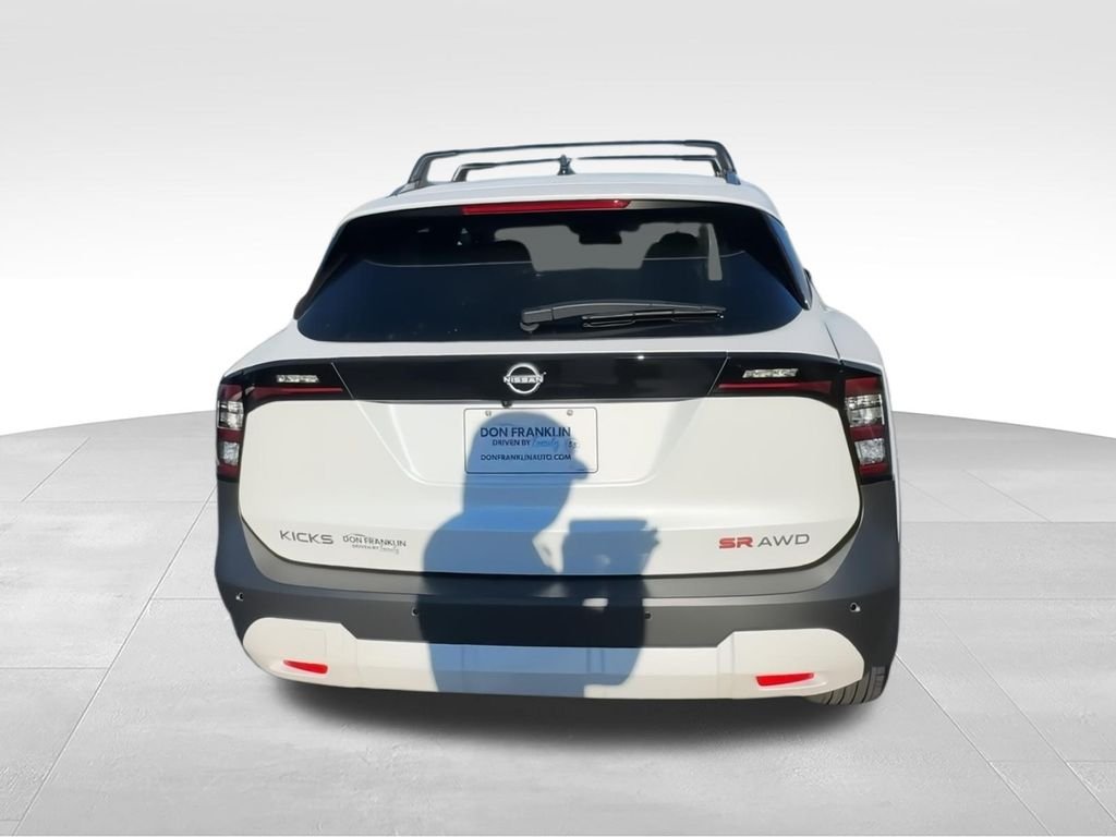 2026 Nissan KICKS SR AWD - Photo 7