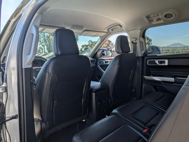 Used 2024 Silver Ford XLT image 15