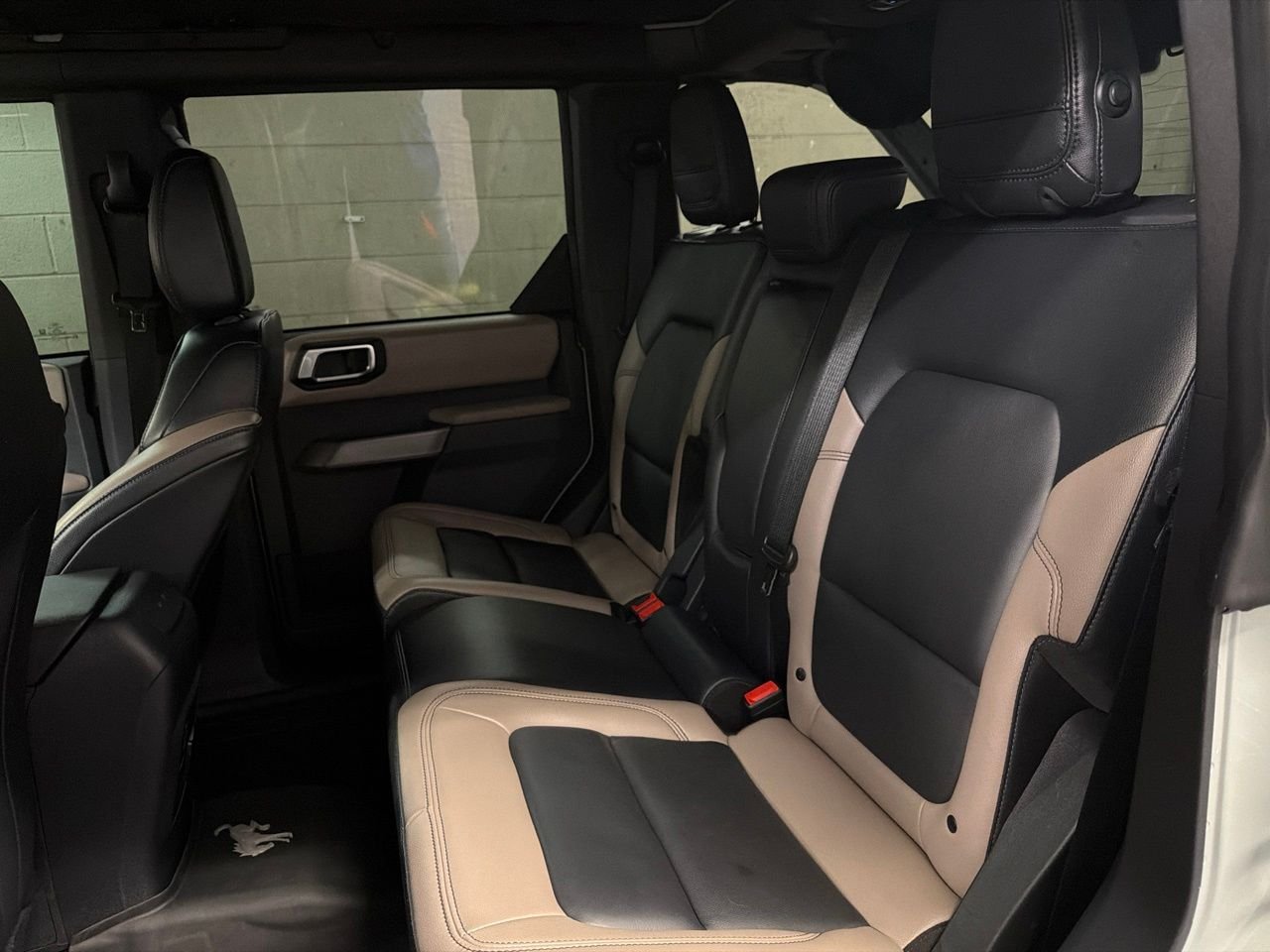 Used 2023 Gray Ford Wildtrak image 15