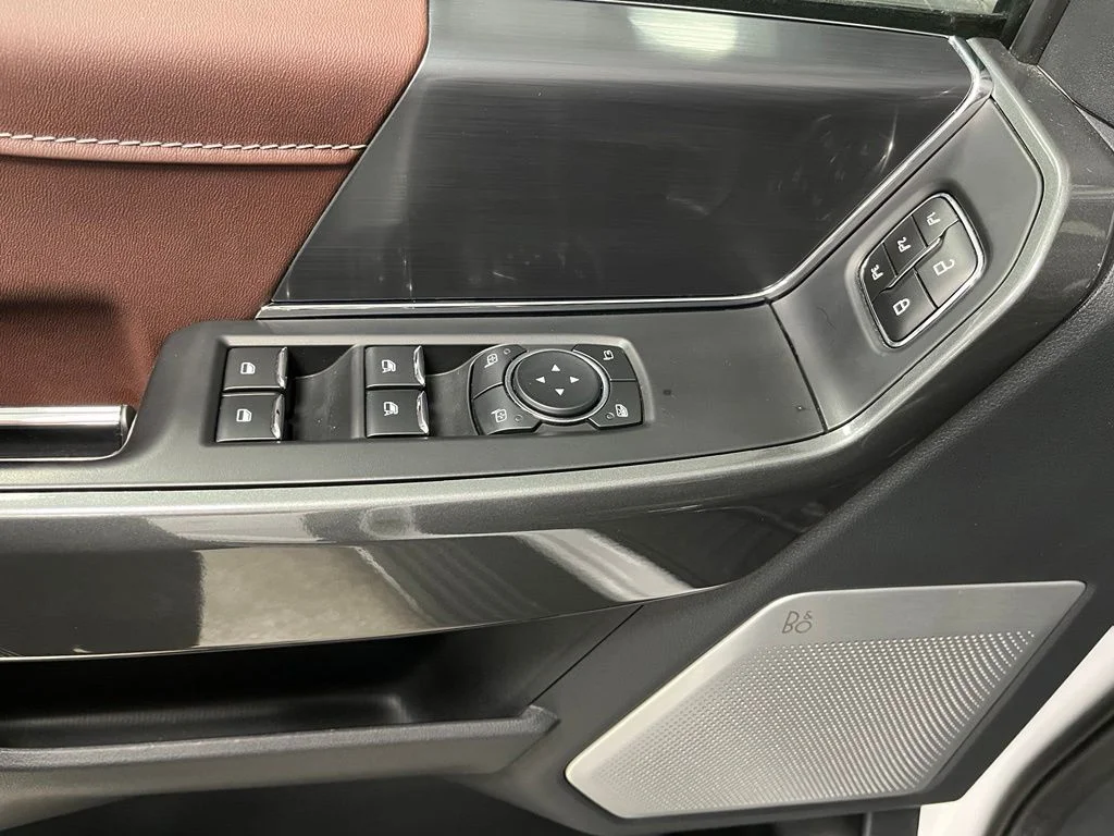Used 2023 White Ford Lariat image 25