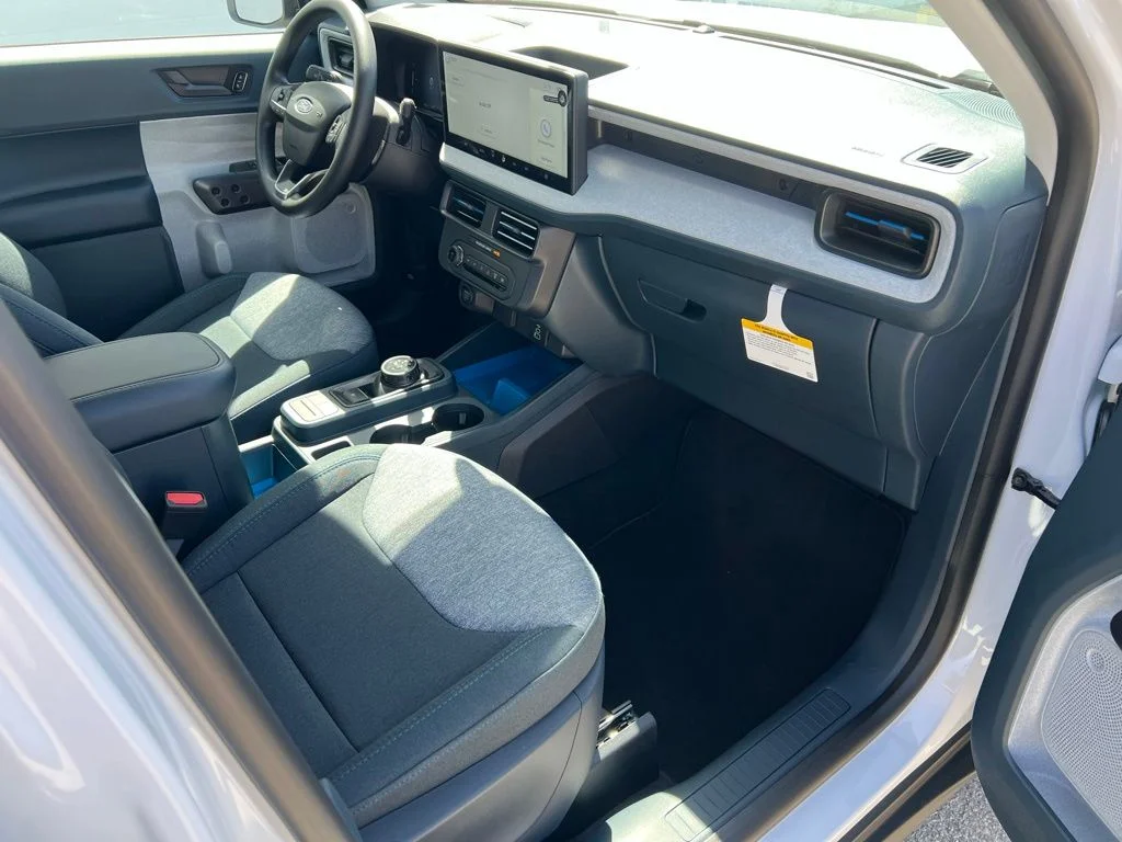 New 2026 Oxford White Ford XLT image 25