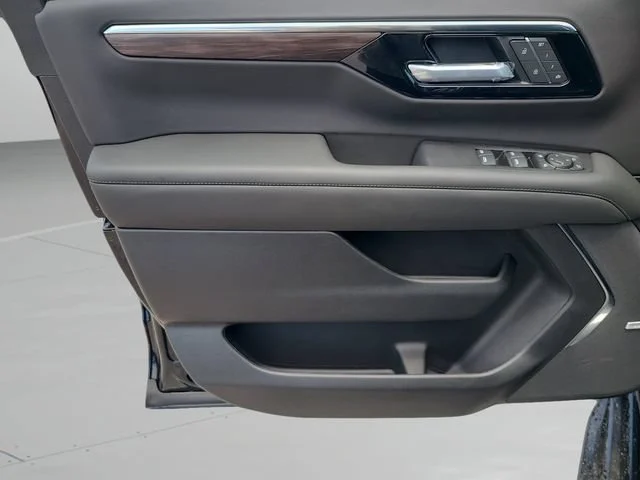 New 2026 Black Chevrolet LT image 20