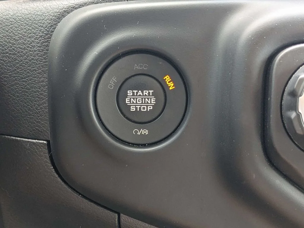 Used 2023 Red Jeep Sport image 27