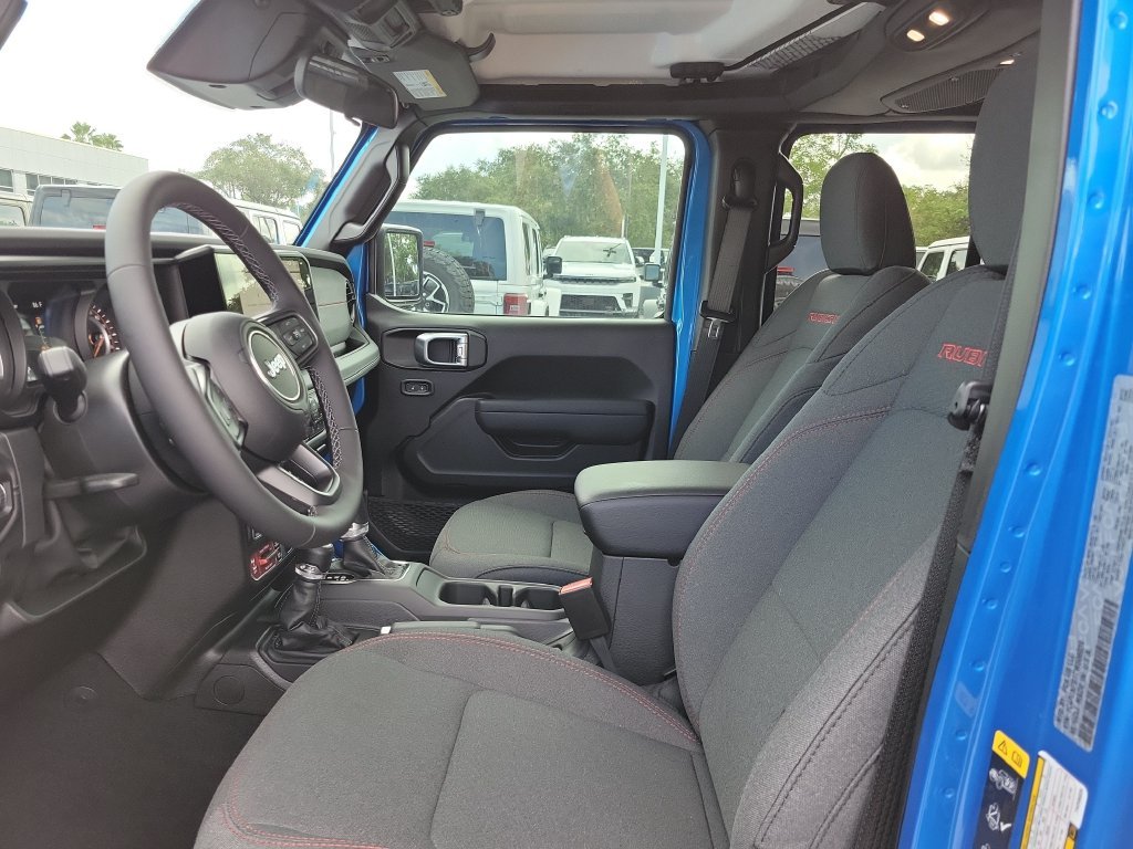 New 2026 Hydro Blue Pearl-Coat Exterior Paint Jeep Rubicon image 13