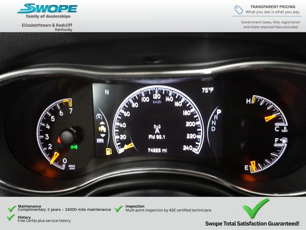Used 2019 Diamond Black Crystal Pearlcoat Jeep Altitude image 17
