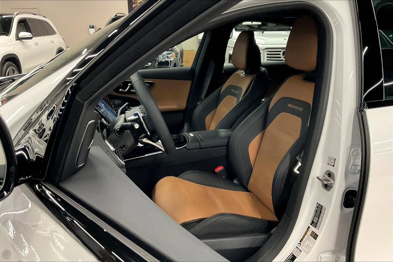 New 2026 MANUFAKTUR Moonlight White Metallic Mercedes-Benz AMG® E 53 E 4MATIC+ Sedan image 22