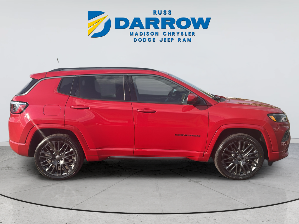 Used 2022 Red Jeep Limited image 6