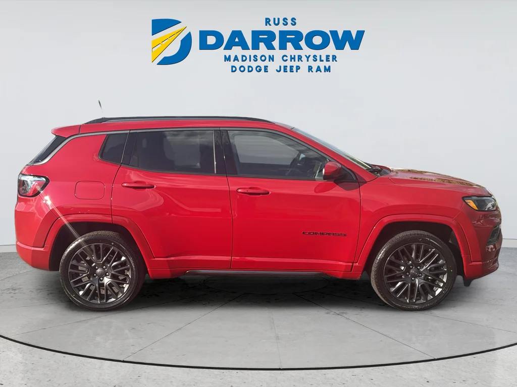 Certified Used 2022 Red Jeep Limited image 6