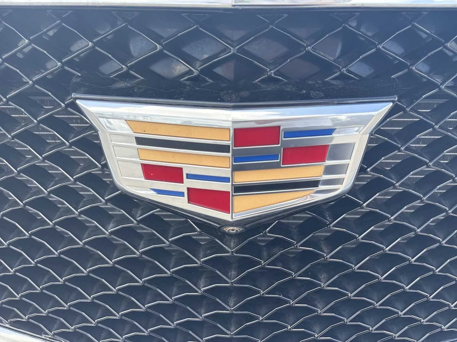 Used 2025 Argent Silver Metallic Cadillac Sport image 33