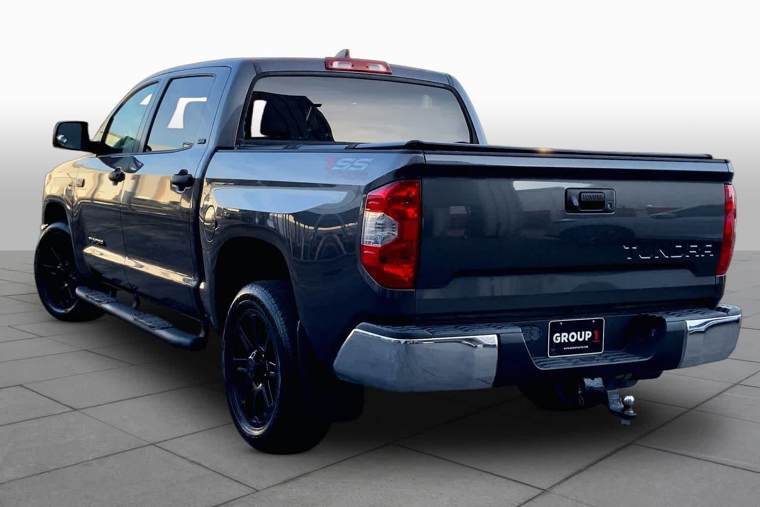 Used 2020 Magnetic Grey Metallic Toyota SR5 image 11