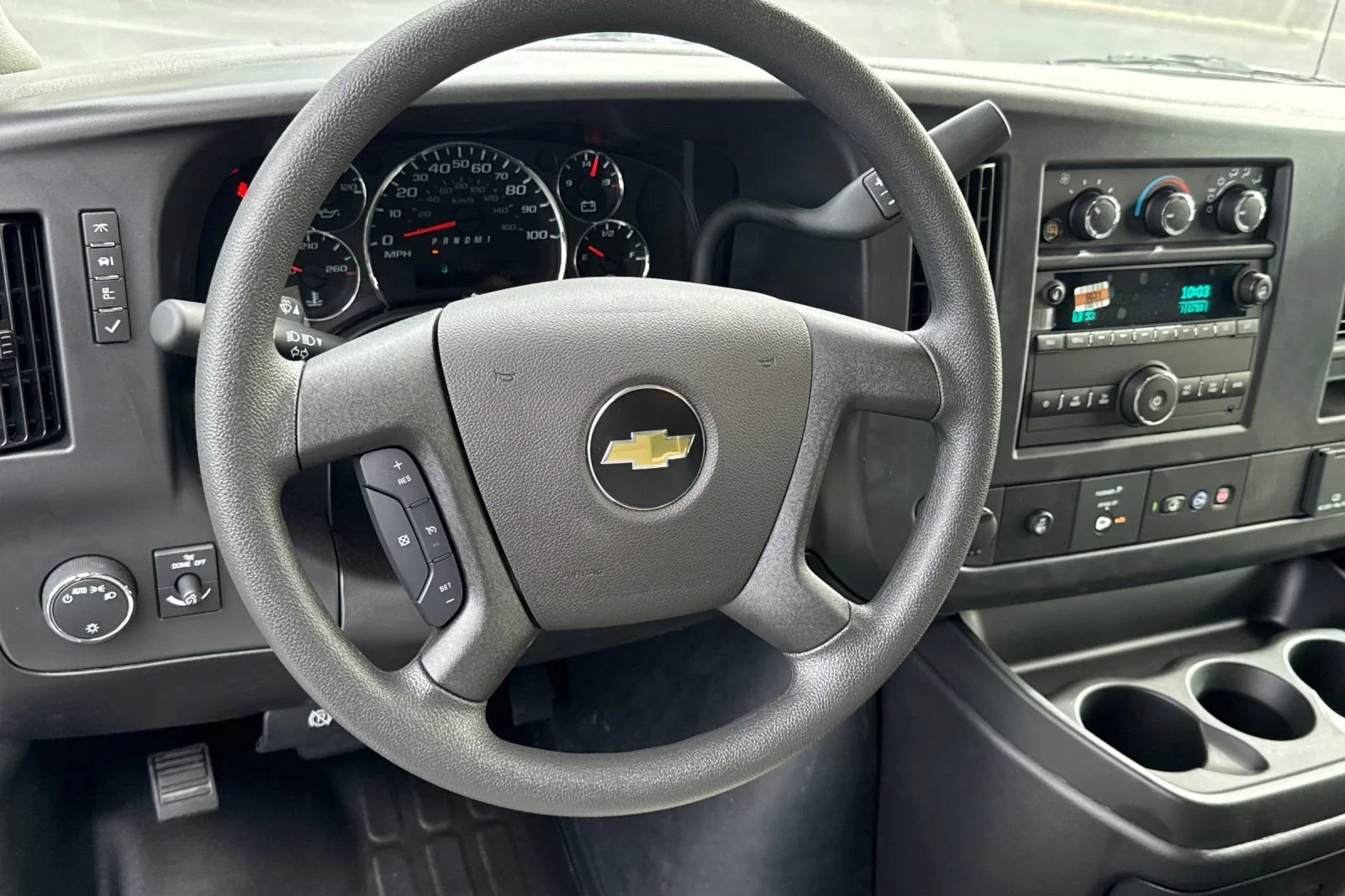 2025 Chevrolet Express Cargo Work Van - Photo 12