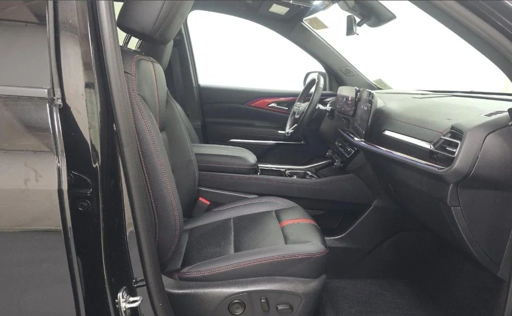 Used 2026  Chevrolet RS image 8