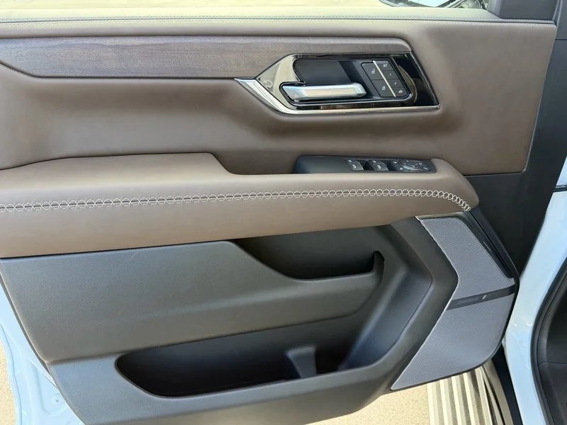 New 2026 Glacier White Tricoat GMC Denali Ultimate image 16