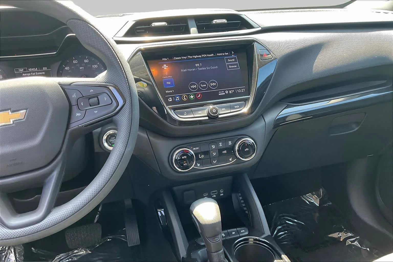 Used 2023 Mosaic Black Metallic Chevrolet LT image 13