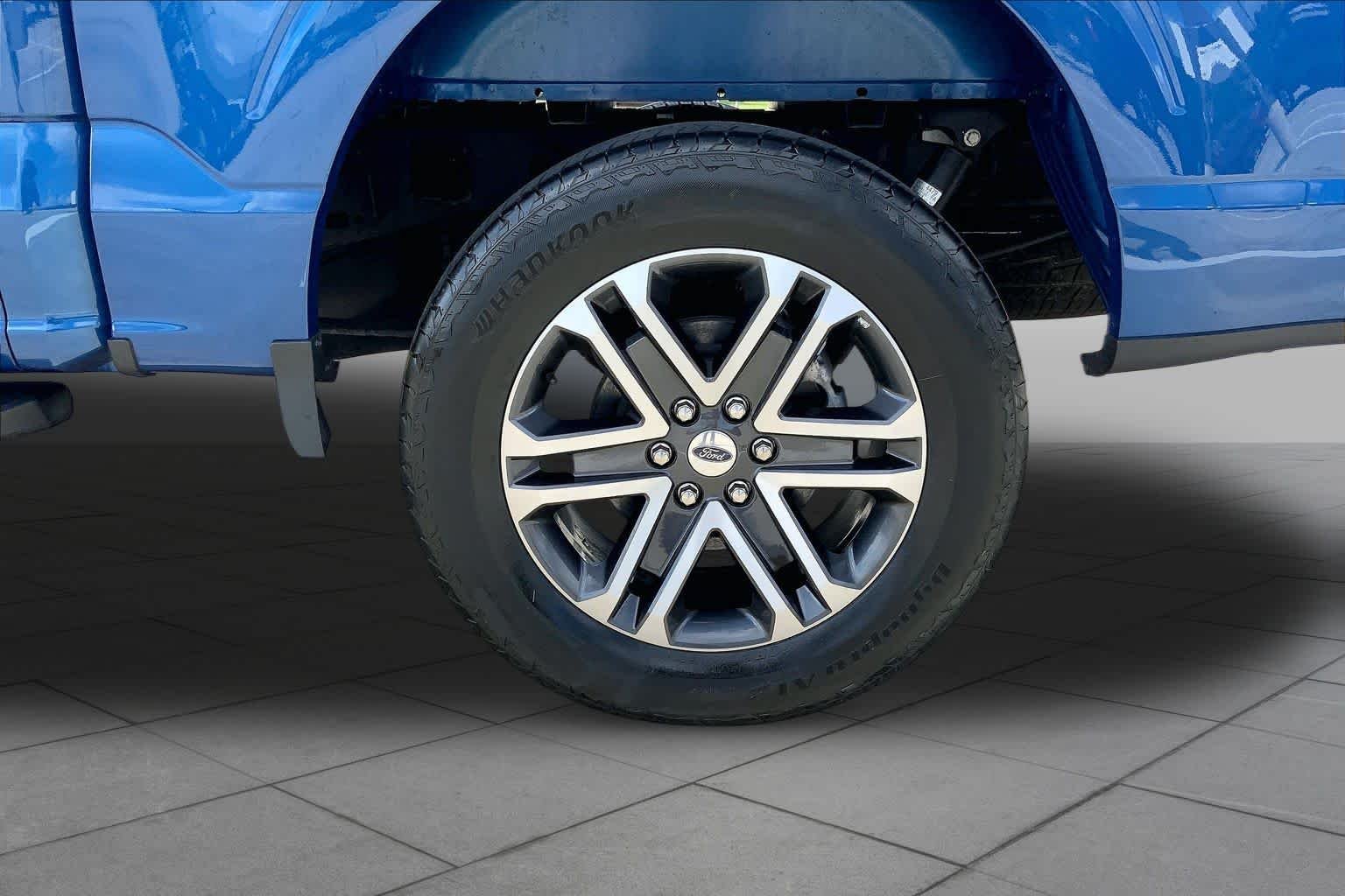 Used 2023 Atlas Blue Metallic Ford XL image 11