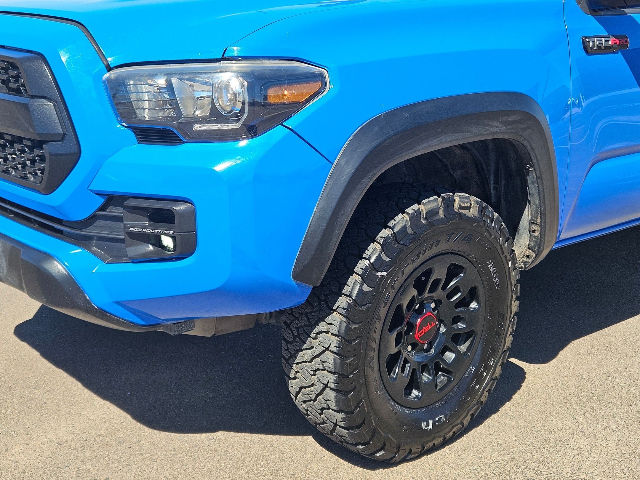 Used 2019 Blue Toyota SR image 11