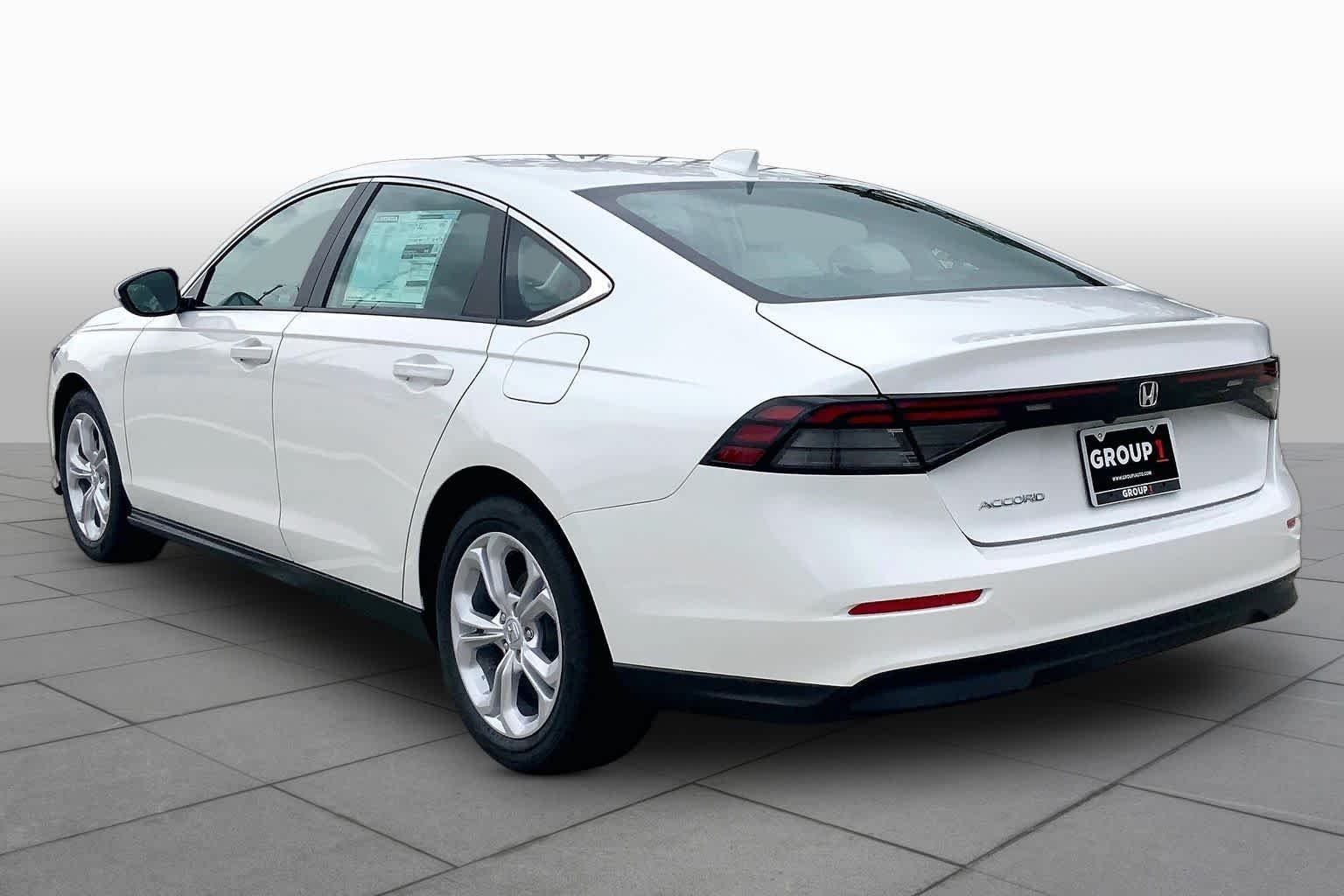 New 2026 Platinum White Pearl Honda LX image 11