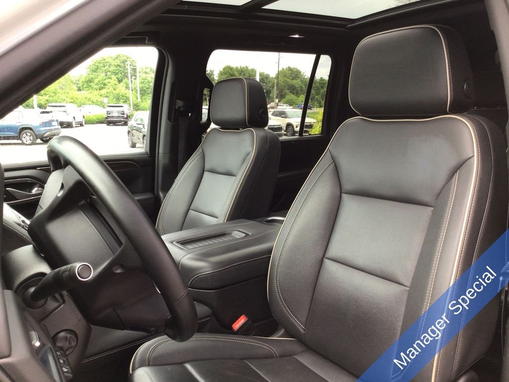 Used 2024 White Chevrolet Premier image 25