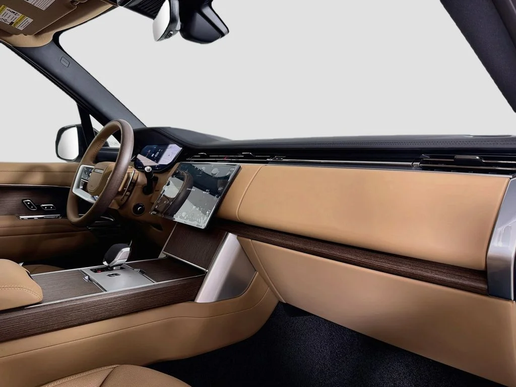 New 2026 Santorini Black Land Rover SE image 31
