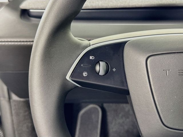 2026 Tesla Model Y Premium - Photo 15