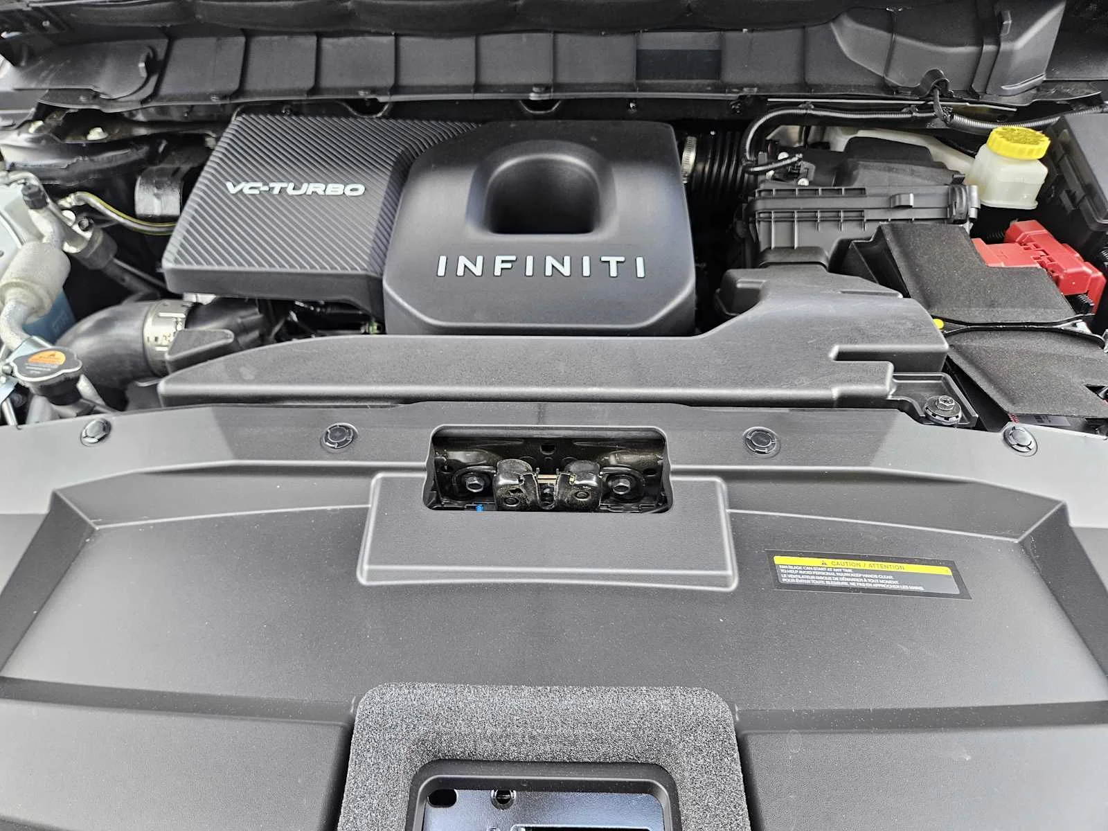 New 2027 MINERAL BLACK INFINITI Luxe FWD image 23