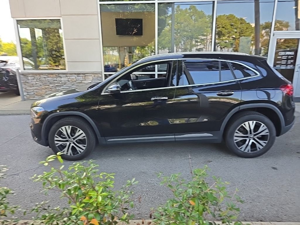 Used 2026 Black Mercedes-Benz GLA 250 image 5