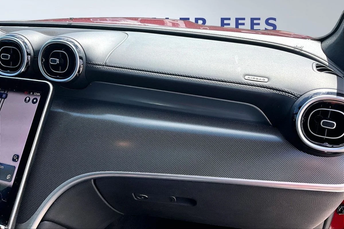 Used 2024  Mercedes-Benz 4MATIC® Coupe image 26