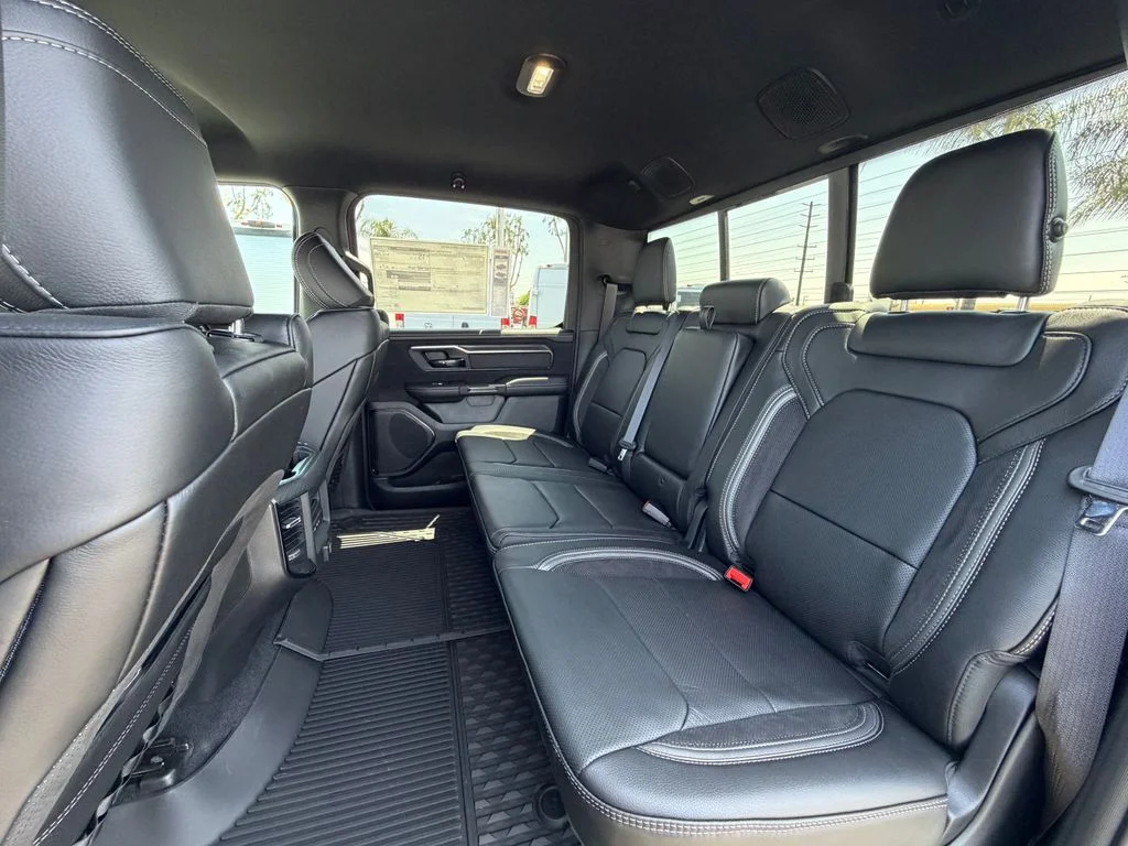 New 2026 Diamond Black Crystal Pearl-Coat Exterior Paint RAM RHO image 21