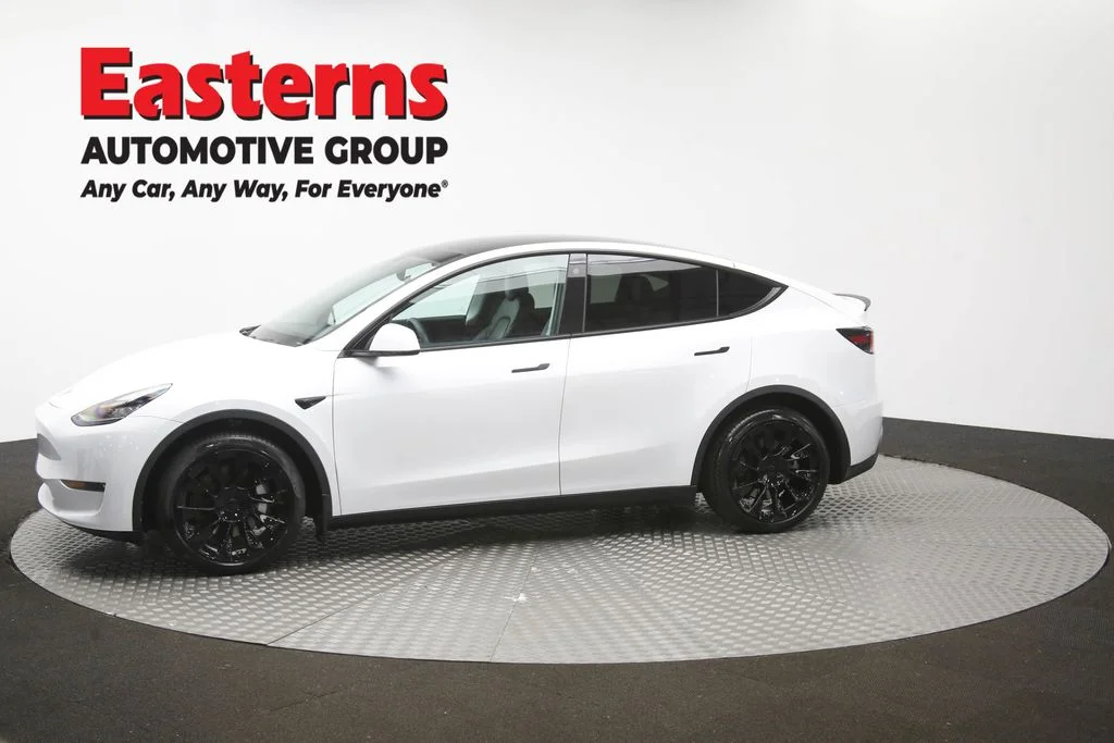 Used 2021 White Tesla Long Range image 54