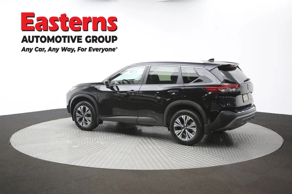 Used 2023 Black Nissan SV image 65