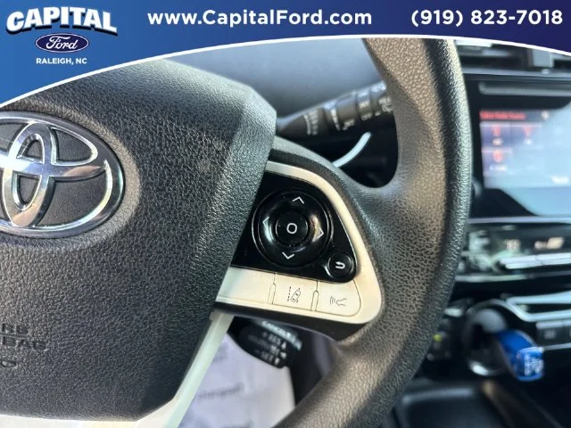 Used 2018 Silver Toyota Two image 23