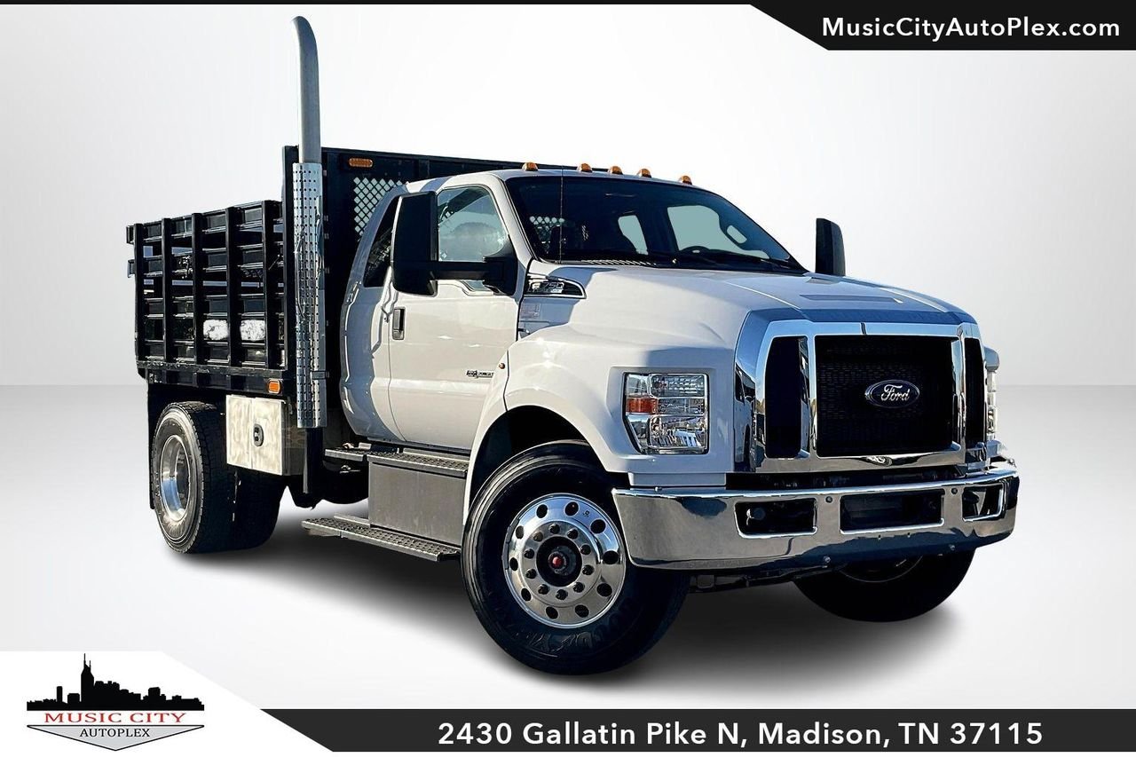 Used 2021 OXFORD WHITE Ford EXTENDED CAB CHASSIS-CAB image 1